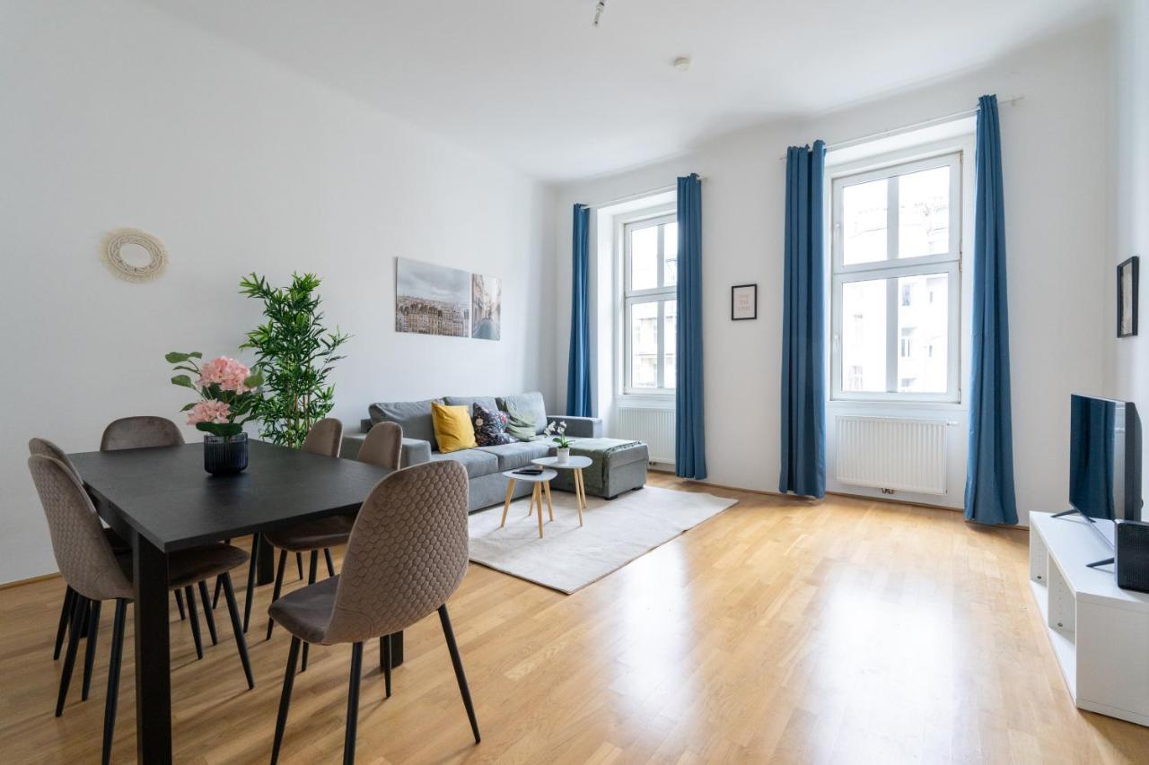 Central Two Bedroom Apartment Viena Exterior foto