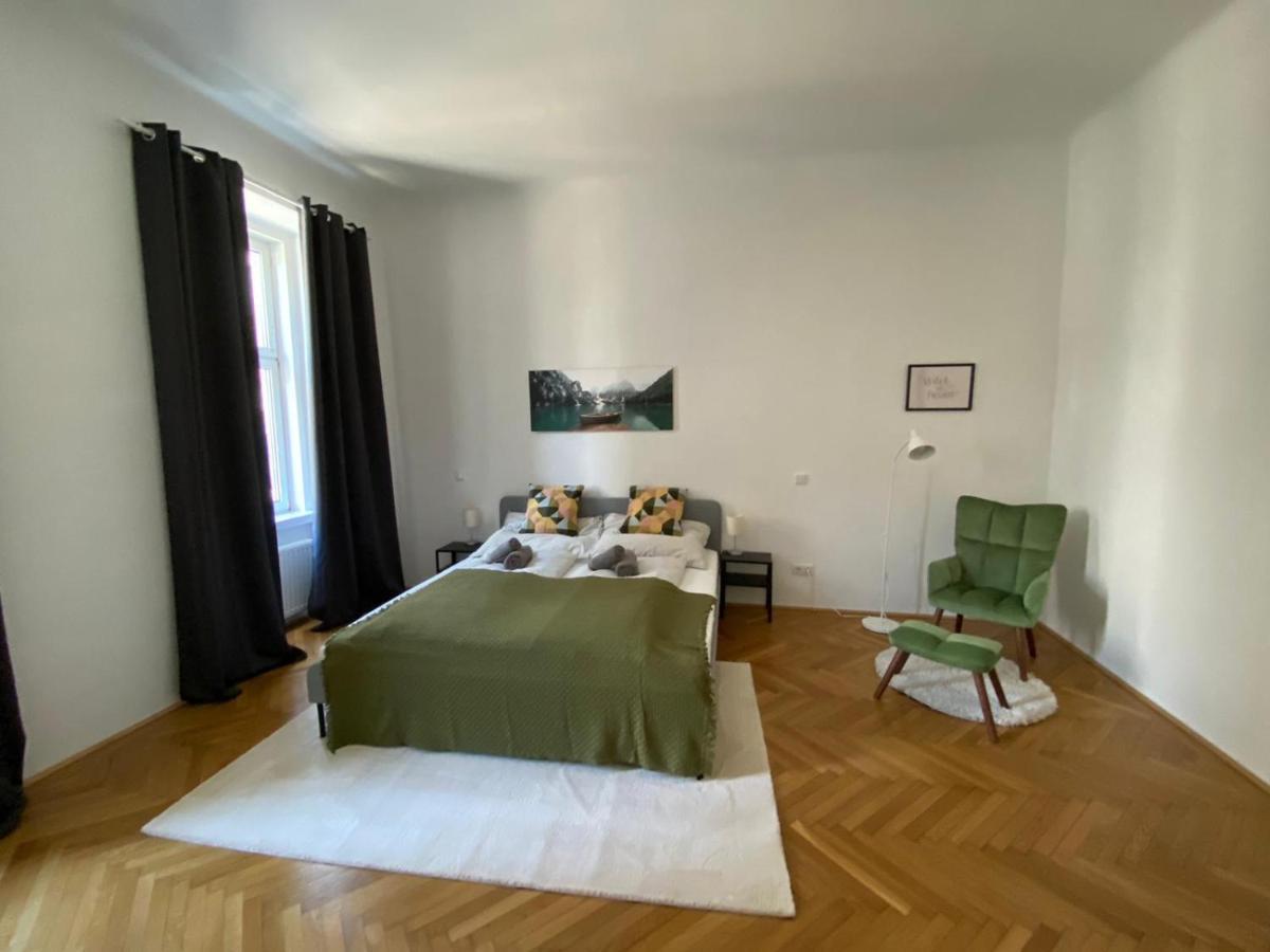 Central Two Bedroom Apartment Viena Exterior foto